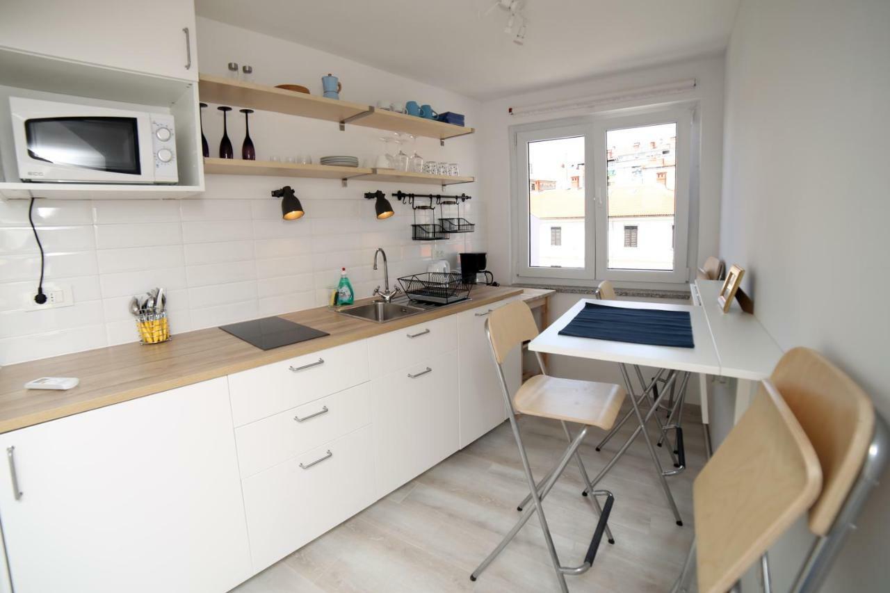 Sweet Suite With Free Private Parking Pula Exterior foto